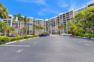 600 Parkview Dr, Hallandale Beach, FL 33009 - Photo 1