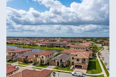 12280 N Baypoint Cir #12280, Parkland, FL 33076 - Photo 10