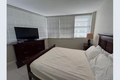 801 Brickell Bay Dr #1265, Miami, FL 33131 - Photo 16