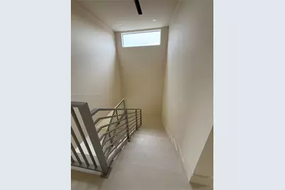 3240 SW 20th St, Miami, FL 33145 - Photo 46