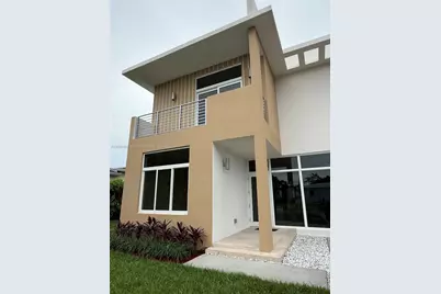 3240 SW 20th St, Miami, FL 33145 - Photo 4