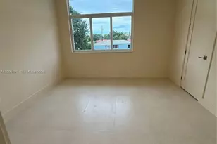 3240 SW 20th St, Miami, FL 33145 - Photo 42