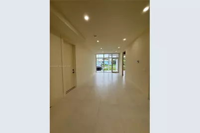 3240 SW 20th St, Miami, FL 33145 - Photo 64