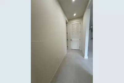 3240 SW 20th St, Miami, FL 33145 - Photo 58