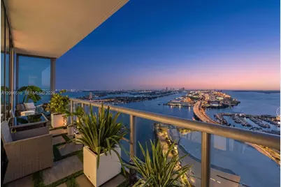 888 Biscayne Blvd #4608, Miami, FL 33132 - Photo 24
