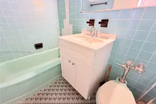 255 W 24th St, Miami Beach, FL 33140 - Photo 4