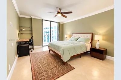 2401 Collins Ave #1807, Miami Beach, FL 33140 - Photo 10