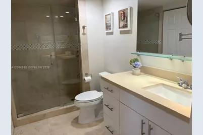 19707 Turnberry Way #4L, Aventura, FL 33180 - Photo 32