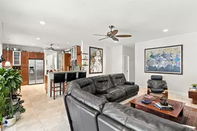 447 Cambridge Dr, Weston, FL 33326 - Photo 18