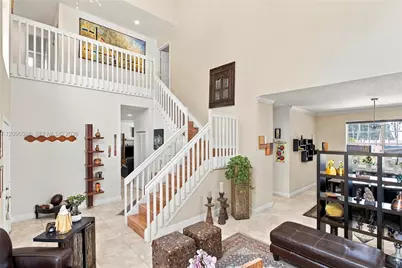 447 Cambridge Dr, Weston, FL 33326 - Photo 8