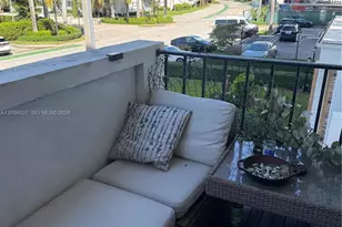 10101 E Bay Harbor Dr, Bay Harbor Islands, FL 33154 - Photo 16