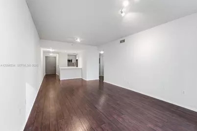 185 SE 14th Ter #1010, Miami, FL 33131 - Photo 4