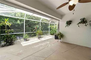 8033 San Vista Cir, Other City - In The State Of Florida, FL 34109 - Photo 24