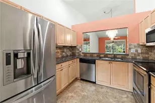 8033 San Vista Cir, Other City - In The State Of Florida, FL 34109 - Photo 6