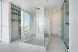1040 Biscayne Blvd, Miami, FL 33132 - Photo 14