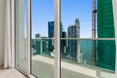 31 SE 5th Street 31 SE 5th Street #4314, Miami, FL 33131 - Photo 10