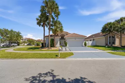 1391 NW 185th Ter, Pembroke Pines, FL 33029 - Photo 1