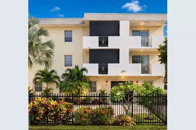 2745 W Okeechobee Rd #56, Hialeah, FL 33010 - Photo 1