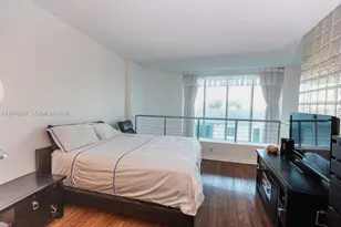 2000 Bay Dr, Miami Beach, FL 33141 - Photo 8