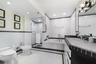 1330 Ocean Dr, Miami Beach, FL 33139 - Photo 12