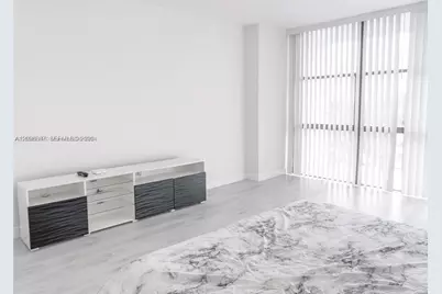 1000 Parkview Dr #501, Hallandale Beach, FL 33009 - Photo 12