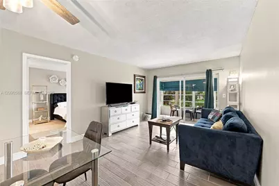 2800 NW 47th Ter #206B, Lauderdale Lakes, FL 33313 - Photo 6