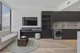 20 NE 11th St, Miami, FL 33132 - Photo 14