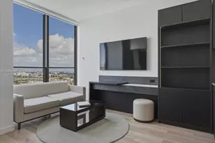20 NE 11th St, Miami, FL 33132 - Photo 10
