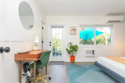 735 NE 15th St #4, Fort Lauderdale, FL 33304 - Photo 10