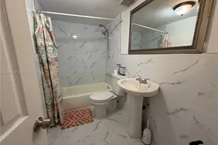 4634 NW 185th St, Miami Gardens, FL 33055 - Photo 8