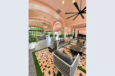 5225 Collins Ave #614, Miami Beach, FL 33140 - Photo 4