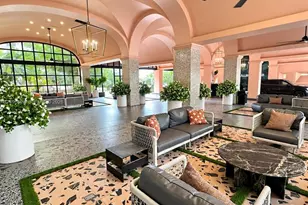 5225 Collins Ave, Miami Beach, FL 33140 - Photo 4