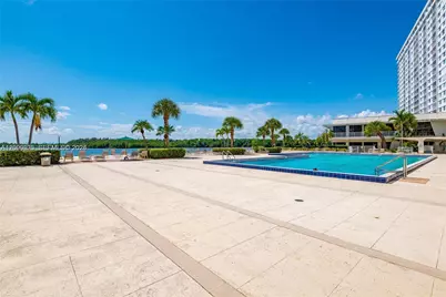 500 Bayview Dr #1227, Sunny Isles Beach, FL 33160 - Photo 28