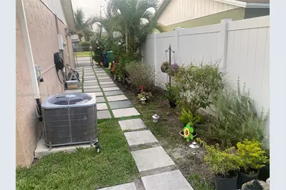 8310 NW 47th St #0, Lauderhill, FL 33351 - Photo 16