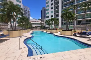 253 NE 2nd St, Miami, FL 33132 - Photo 18