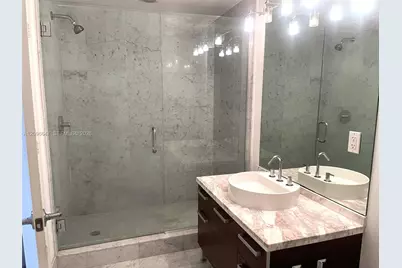 253 NE 2nd St #1004, Miami, FL 33132 - Photo 12