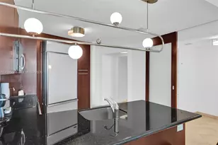 4391 Collins Ave, Miami Beach, FL 33140 - Photo 20