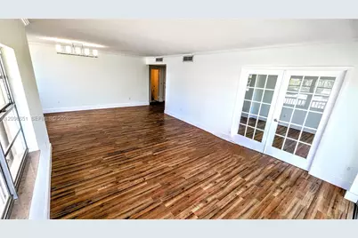 300 Bayview Dr #206, Sunny Isles Beach, FL 33160 - Photo 10