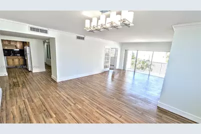 300 Bayview Dr #206, Sunny Isles Beach, FL 33160 - Photo 6