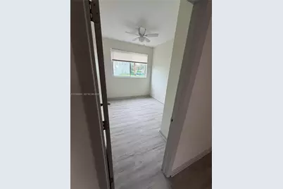 1120 Marseille Dr #2, Miami Beach, FL 33141 - Photo 6