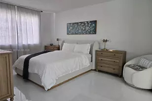 325 NW 72nd Ave, Miami, FL 33126 - Photo 12