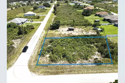 2719 70th W, Other City - In The State Of Florida, FL 33971 - Photo 2