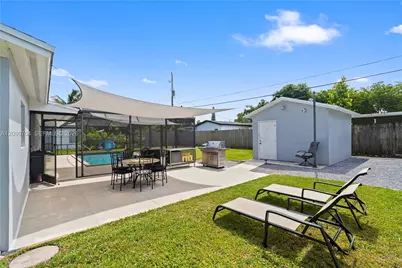 8730 SW 190th St, Cutler Bay, FL 33157 - Photo 10