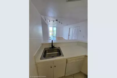 5880 Collins Ave #1105, Miami Beach, FL 33140 - Photo 10