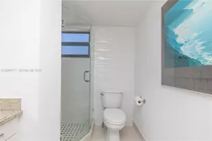 2401 S Ocean Dr, Hollywood, FL 33019 - Photo 22