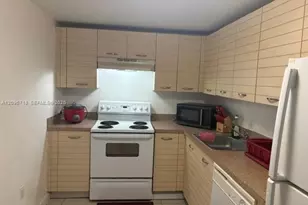 2217 NW 7th St, Miami, FL 33125 - Photo 2