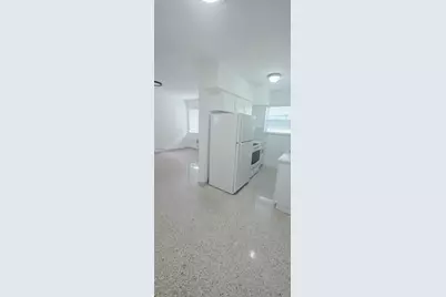 4710 NW 6th St #9, Miami, FL 33126 - Photo 4