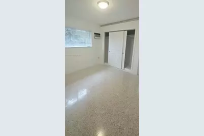 4710 NW 6th St #9, Miami, FL 33126 - Photo 6