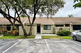 11189 NW 37th St, Sunrise, FL 33351 - Photo 1