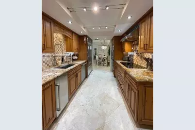 1121 Crandon Blvd #D903, Key Biscayne, FL 33149 - Photo 8